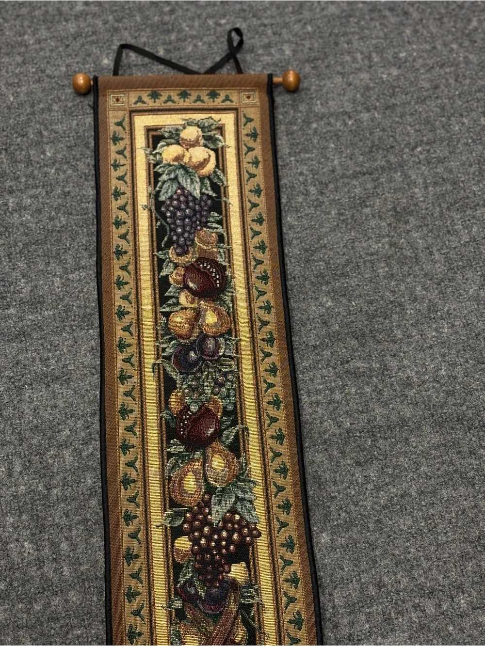 Old World Italy decorative vertical